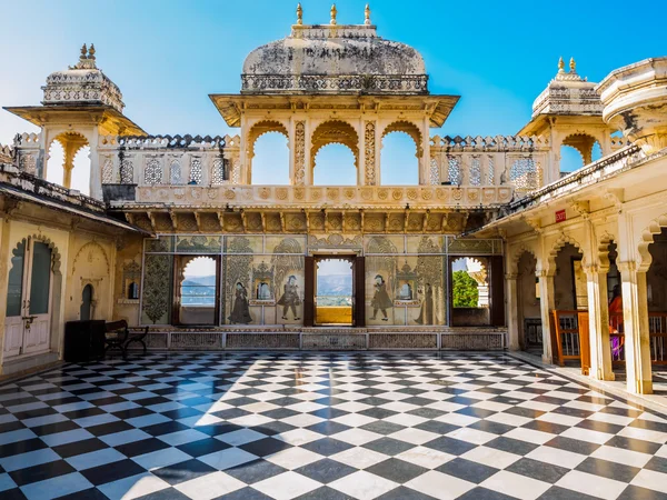 Nádvoří v Udaipur City Palace — Stock fotografie