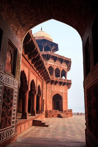 Fort in taj mahal complex — Stock Photo, Image