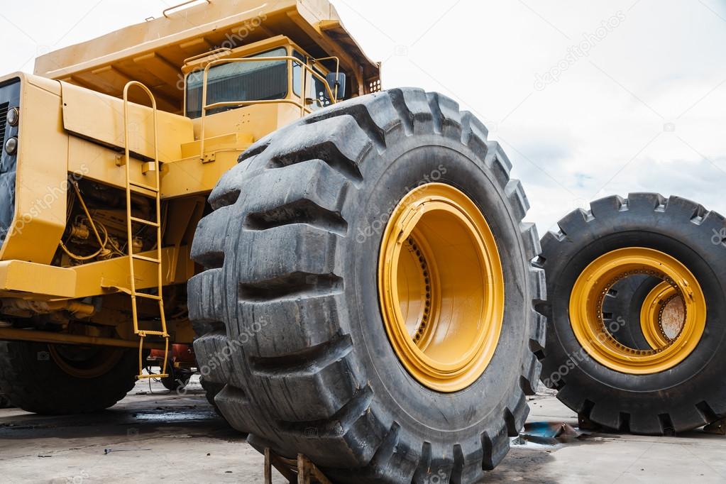 Heavy equipment for mine industry