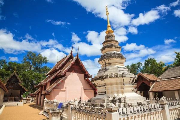 Tempio in stile Lanna in Thailandia — Foto Stock