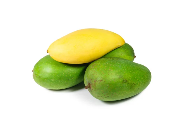 Mango's op witte achtergrond — Stockfoto