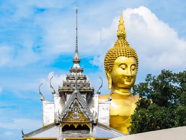 Největší socha Buddhy na Wat Muang — Stock fotografie