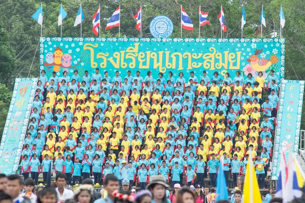 Toeschouwers bij sport dag in Thailand — Stockfoto