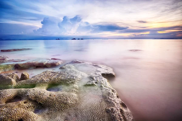 The beach from Thai island — Stock Photo, Image