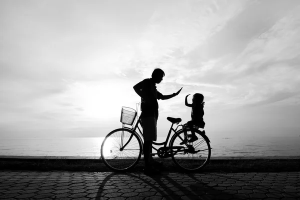 Biker familie silhouet — Stockfoto