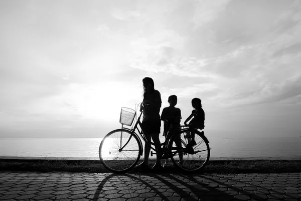 Silhouette de famille Biker — Photo