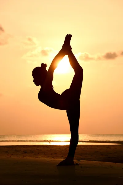 Mujer yoga profesional —  Fotos de Stock