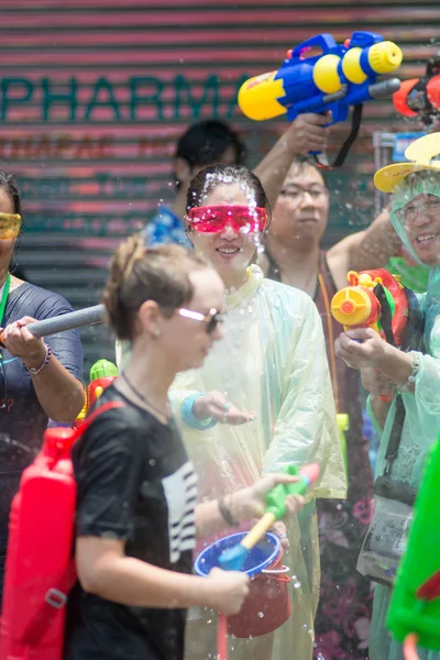 Songkran water festival — Stockfoto