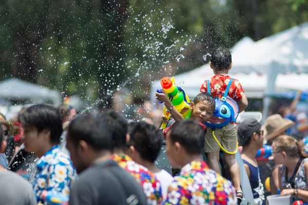 Songkran Φεστιβάλ το νερό — Φωτογραφία Αρχείου