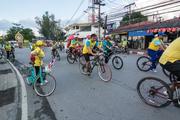 Fahrrad für Papa zeigen in Thailand — Stockfoto