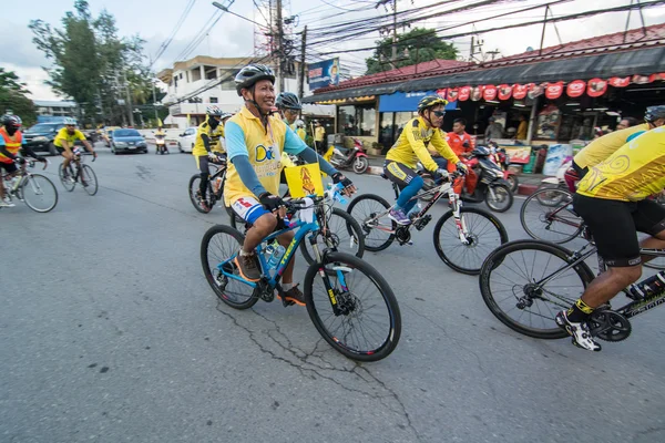 Велосипед для папы шоу в Таиланде — стоковое фото