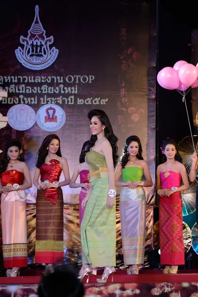 Miss Chiangmai schoonheidswedstrijd in Thailand — Stockfoto