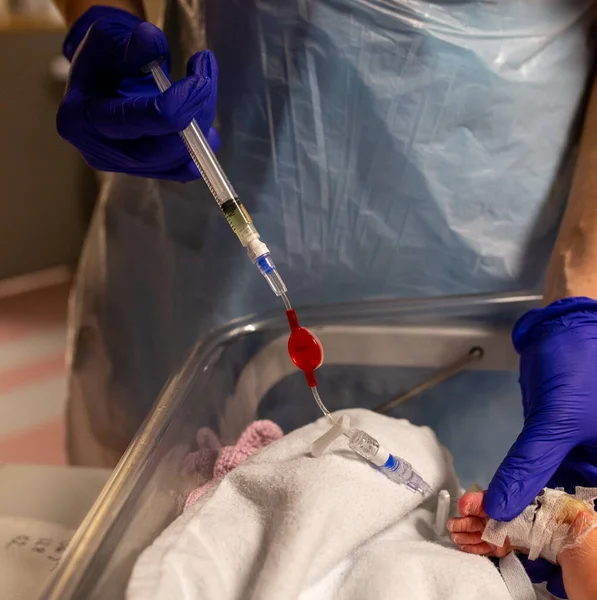 Coronavírus Bebé Nascer Covid Dando Luz Durante Isolamento Combustível Pandémico — Fotografia de Stock