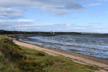 Wadden Denizi, Amrum Adası, Kuzey Frizya Adası, Almanya 'nın kuzeyinde Schleswig-Holstein eyâletinde, alçak gelgitte. Uzakta Nebel köyü