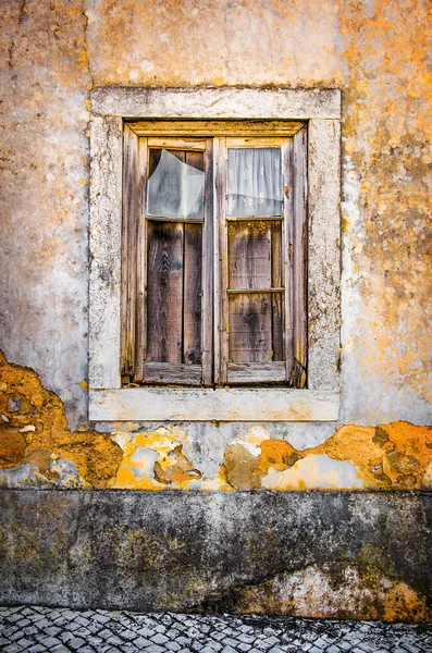 Σπασμένο παράθυρο — Φωτογραφία Αρχείου