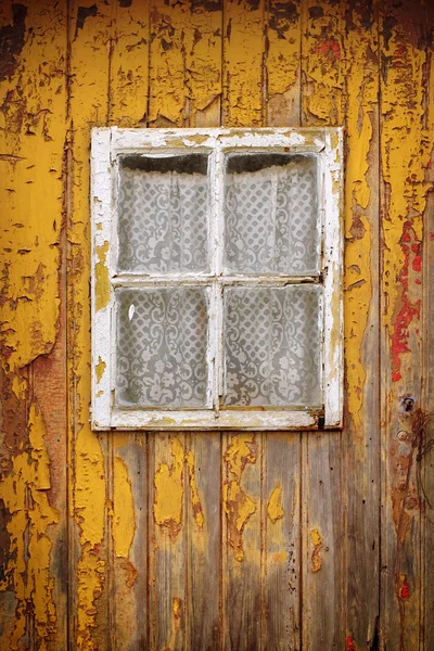 Velha porta amarela — Fotografia de Stock