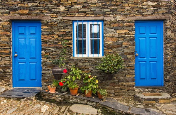 Old stone house in rural village — Stock Photo, Image