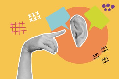 Turuncu bir arka planda turuncu bir çemberde kulak ve renkli konuşma baloncukları gösteren kadın eli kolajı.