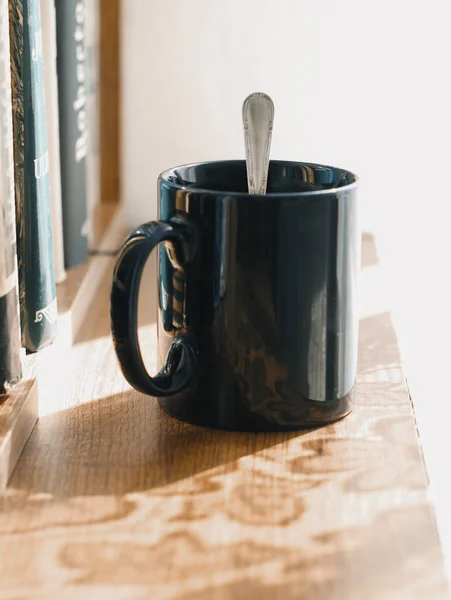 Koffie Een Boek Horen Altijd Bij Elkaar — Stockfoto