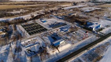 Kışın havuzlu atık su arıtma istasyonu