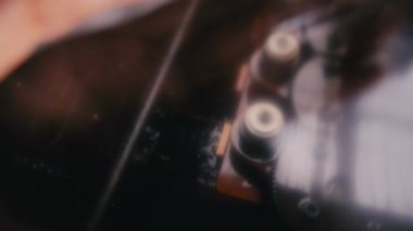 Soğutma sistemine sahip üretim hattı fabrikada mermi üretiyor