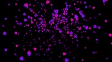  Siyah ekranda yüzen soyut pembe ve mor kalpler.