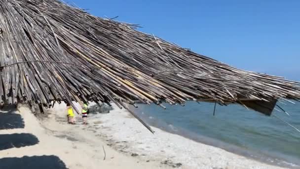 Порожній Тропічний Пляж Під Час Пандемії Коронавірусу — стокове відео