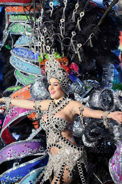 Tenerife, 11 Şubat: Karnaval Kraliçe için mükemmel seçim