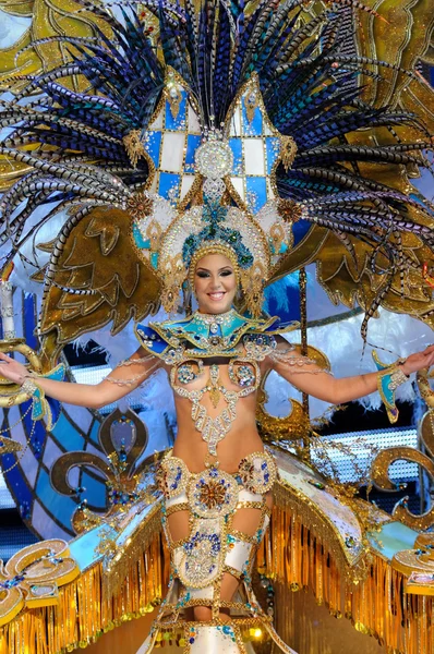 TENERIFE, 11 DE FEBRERO: Gran elección para la Reina del Carnaval — Foto de Stock