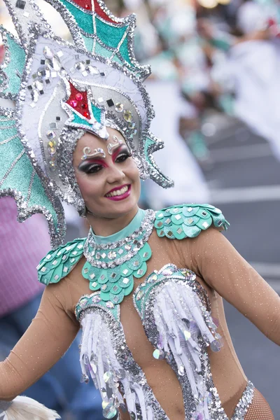 Tenerife, 9 Şubat: Karakter ve gruplar karnaval — Stok fotoğraf