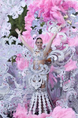 Tenerife, 9 Şubat: Karakter ve gruplar karnaval