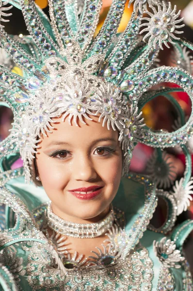 TENERIFE, FEBRUARY 9: Characters and Groups in The Carnival — Stock Photo, Image