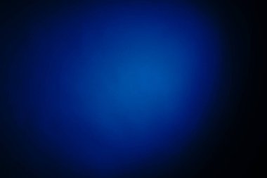 Koyu, bulanık, basit arkaplan, mavi-yeşil soyut arkaplan gradyanı, stüdyo ışığı bulanıklığı.