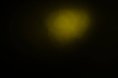 Koyu, bulanık, basit arkaplan, mavi-yeşil soyut arkaplan gradyanı, stüdyo ışığı bulanıklığı.