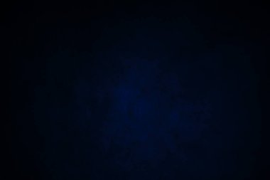 Koyu, bulanık, basit arkaplan, mavi soyut arkaplan gradyanı, stüdyo ışığı bulanıklığı.