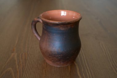 Seramik, kendi ellerinle seramik ürün kupası, çömlekçi çarkında yapılır, kil..