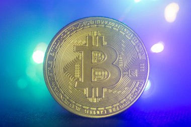 Sanal para yükselen pazarların ilgi odağı ve altının yerini dijital kripto para ve gelecekteki iş piyasasına yatırım alıyor. Bitcoin kapat.