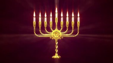 Hanukkiah lambası ve parlak mumlar tatil konsepti.