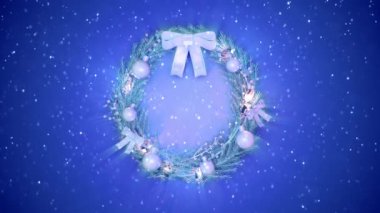 Renkli arka planda yağan karla süslenmiş Noel çelengi