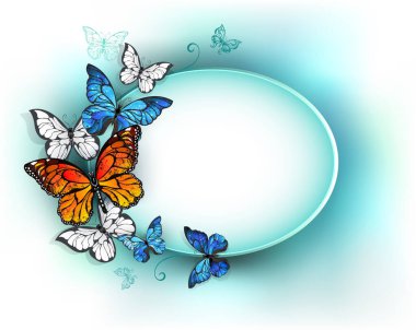 Oval ışık pankartı, hükümdarlar ve mavi kelebekler tarafından turuncu kelebeklerle süslenmiş. Morpho. Kral kelebeği. Kelebeklerle tasarım