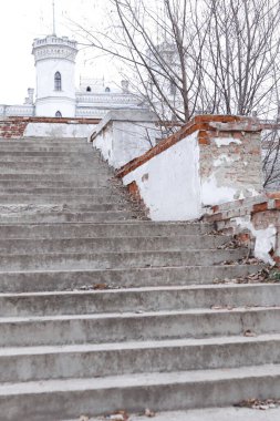 Eski malikane merdivenleri eski harap kış geçmişi