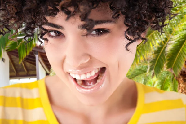 Sonrisa tropical divertido —  Fotos de Stock