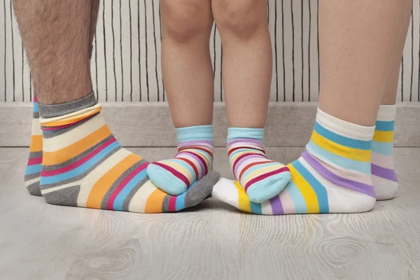 Famiglia a piedi nudi — Foto Stock