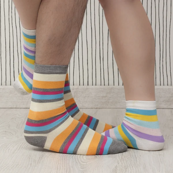 Pareja en calcetines — Foto de Stock