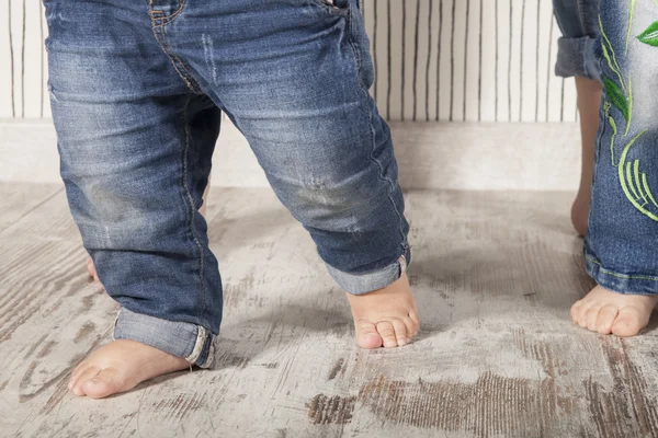 Family barefoot — Stock Photo, Image