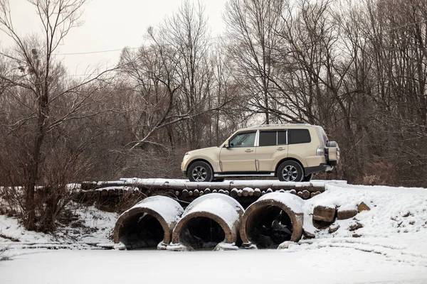 Khabarovsk Rusya Ocak 2021 Mitsubishi Pajero Montero Kış Ormanlarındaki Eski — Stok fotoğraf