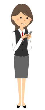 Akıllı telefonu çalıştırmak için üniformalı görünüm. Akıllı telefon kullanan üniformalı bir kadının resmi..