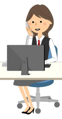 Üniformalı bir kadın polis memuruna bakarken arıyor. Polis memuruna bakarken arayan üniformalı bir kadının resmi..