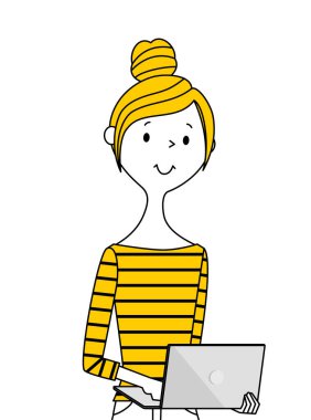 Genç kadın, anne, dizüstü bilgisayar / Dizüstü bilgisayar kullanan genç bir kadının görüntüsü.