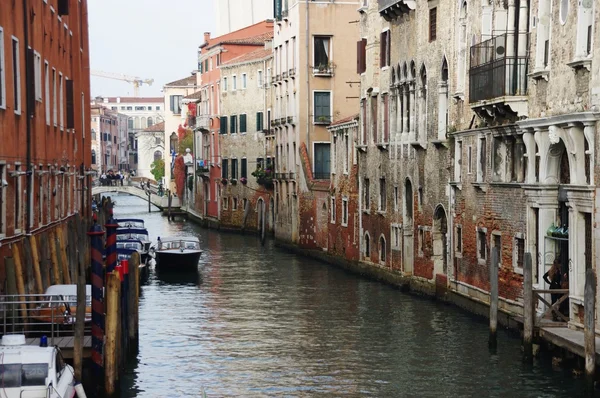 Calles venecianas y arquitectura — Foto de Stock